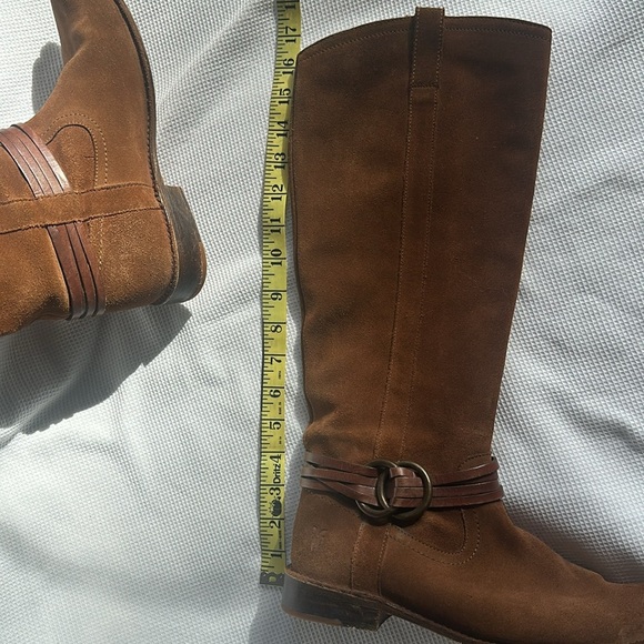 Frye Brown Suede Women’s Knee High Riding Boots Sz 8.5 Leather Brass Details - Picture 15 of 16